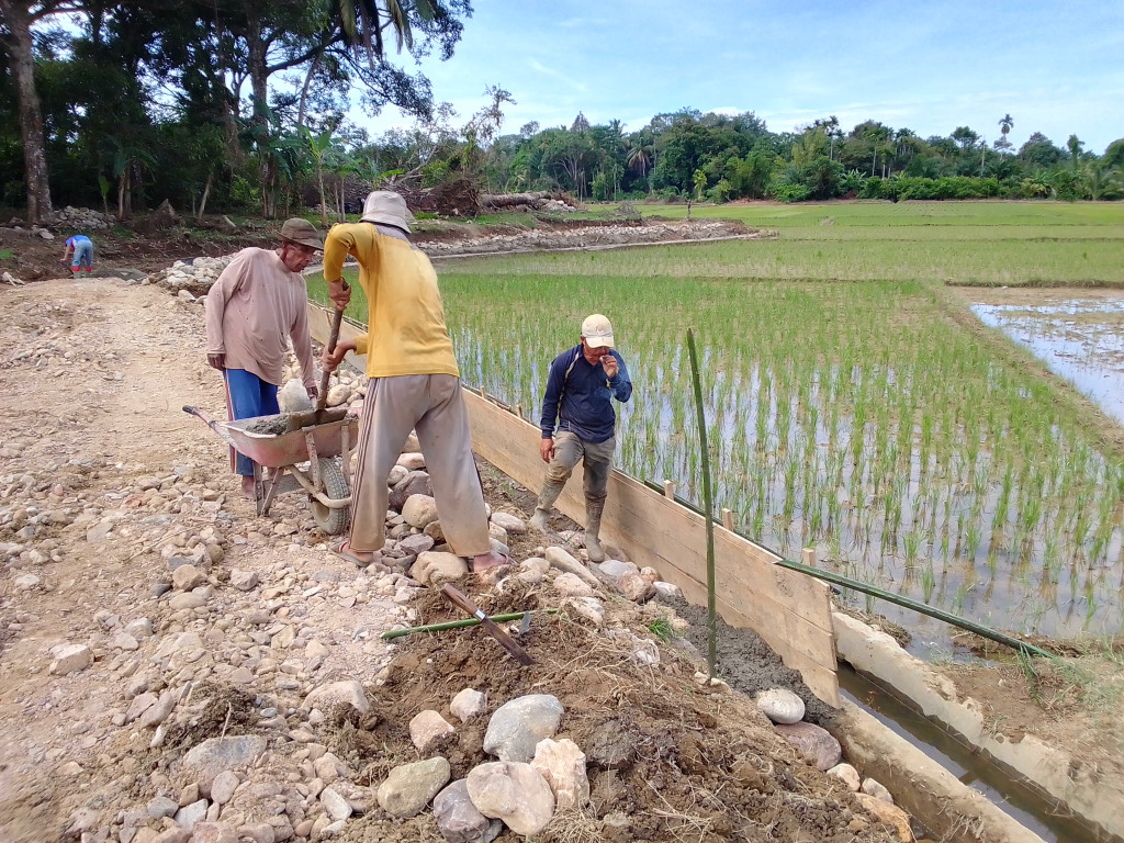 Pembangunan Talut Gampong